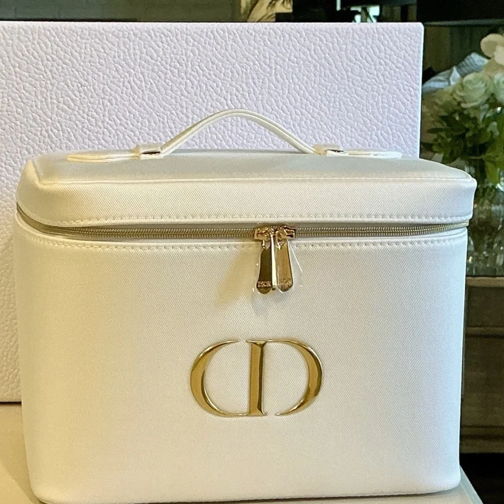 DIOR 2025 IVORY TRAIN CASE New in Dior Gift Box 🎁